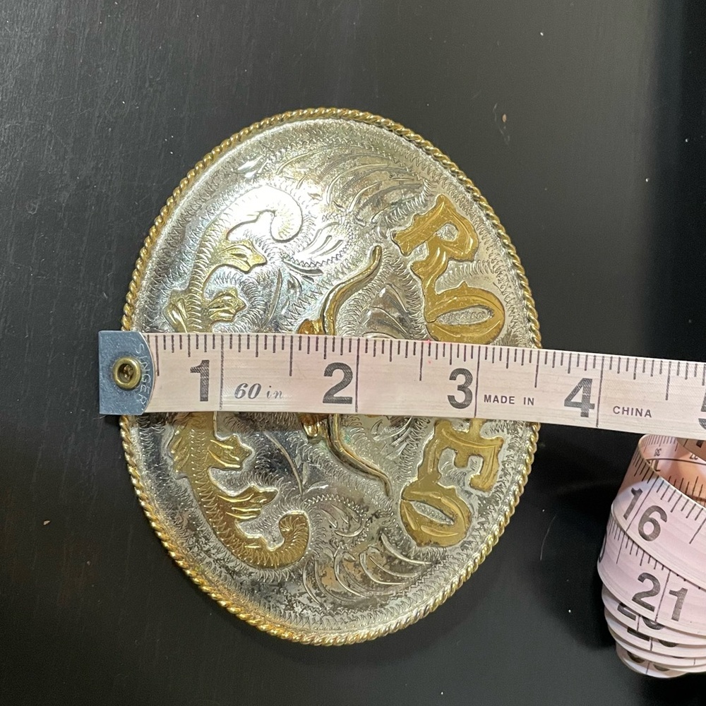 Silver and Gold Rodeo Belt Buckle - Picture 3 of 4